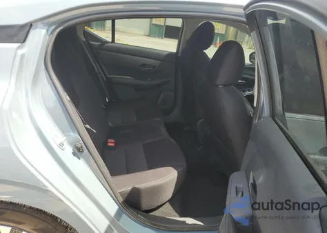 2025 Nissan Sentra Sv z USA, uszkodzony, nr VIN 3N1AB8CV2SY264563